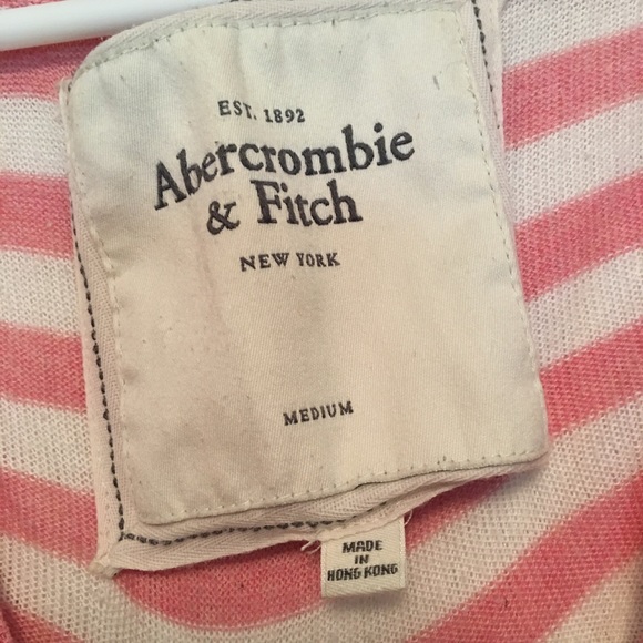 SOLD // Pink Striped 3/4 Sleeve V Neck Top - Picture 4 of 6